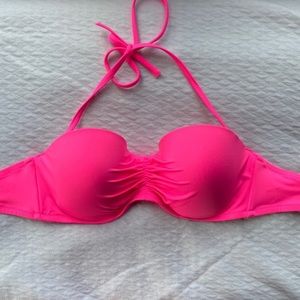 Victoria’s Secret bikini top 34DD